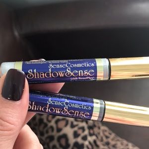 Shadowsense colors Silver Shimmer and Granite